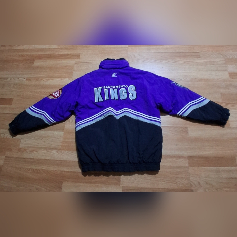 Vintage Logo Athletic Purple NBA  Puffer Jacket Sz. L Made In Macau - Picture 2 of 9